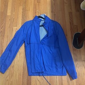 VTG Stow it A Way Rain Jacket Size L Navy Blue Nylon Vented Mesh Windbreaker